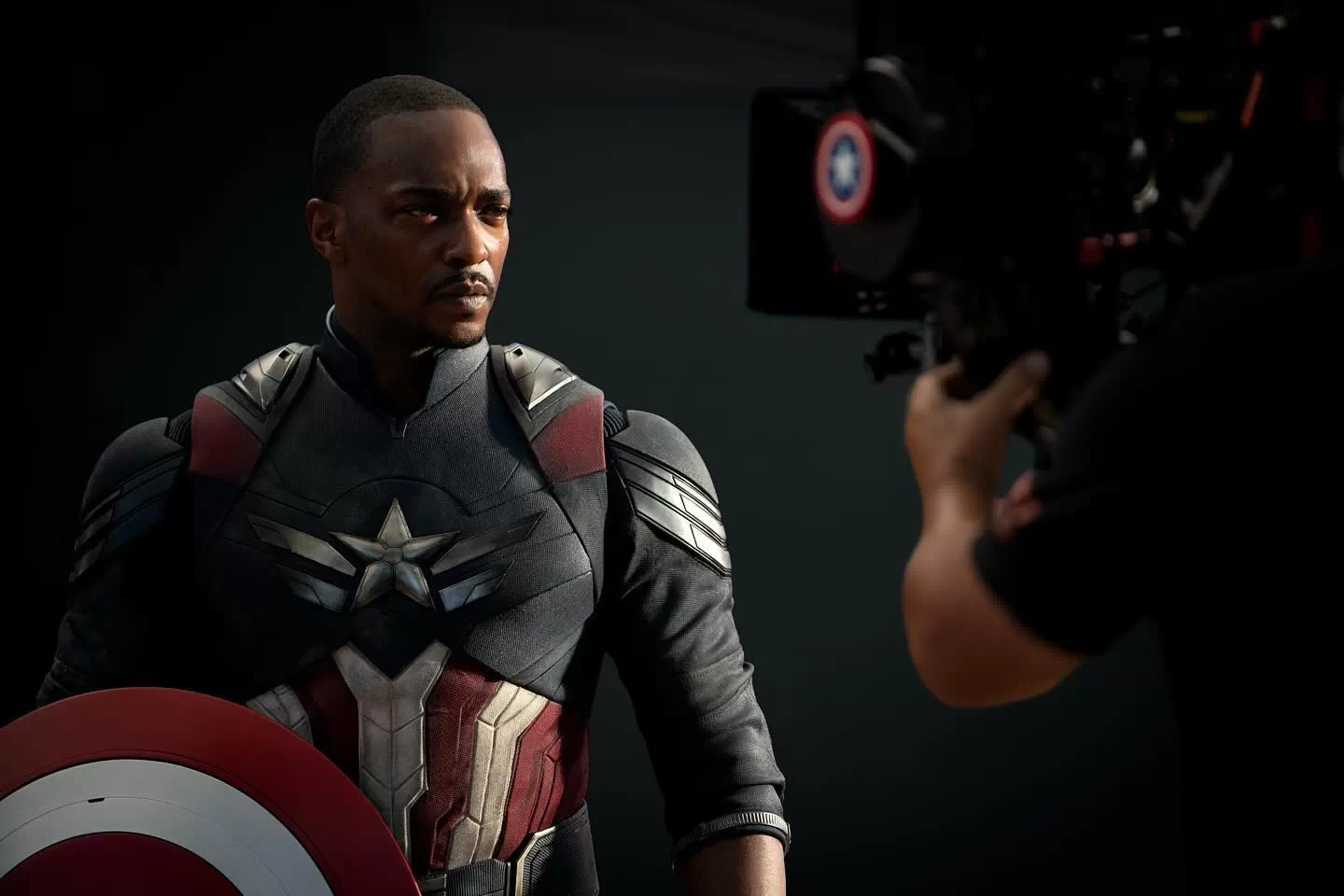 Anthony Mackie Unveils New Captain America Suit: A Sneak Peek At Brave ...