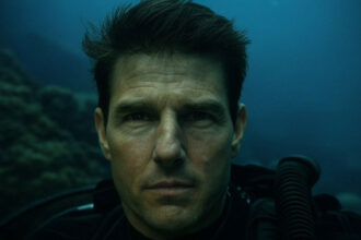 Tom Cruise Underwater